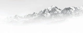 Il Monte Bianco nella nebbia carta da parati in bianco e nero