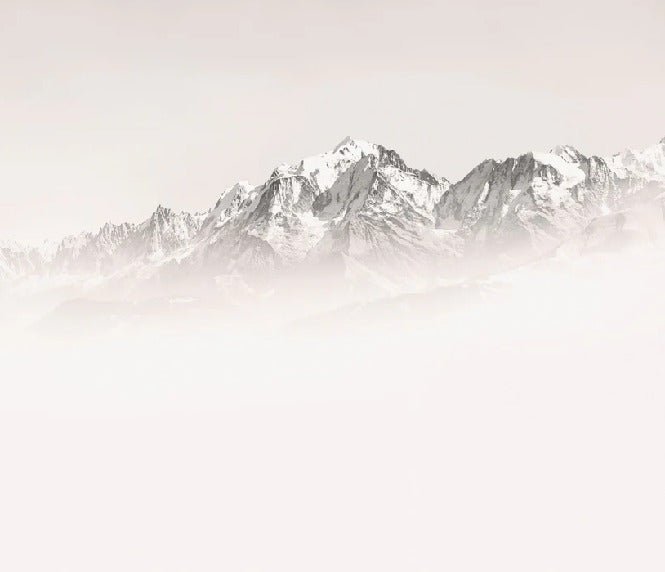 Carta da parati del Monte Bianco, mattina nebbiosa