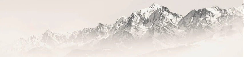 Papier peint Mont Blanc dans la brume sépia