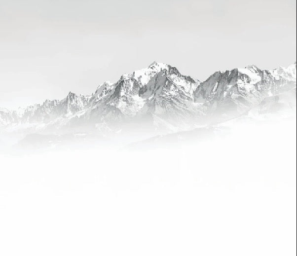 Il Monte Bianco nella nebbia carta da parati in bianco e nero