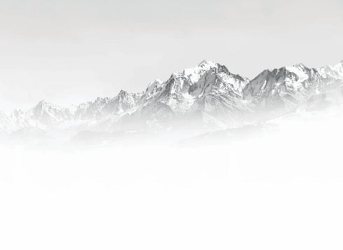 Il Monte Bianco nella nebbia carta da parati in bianco e nero