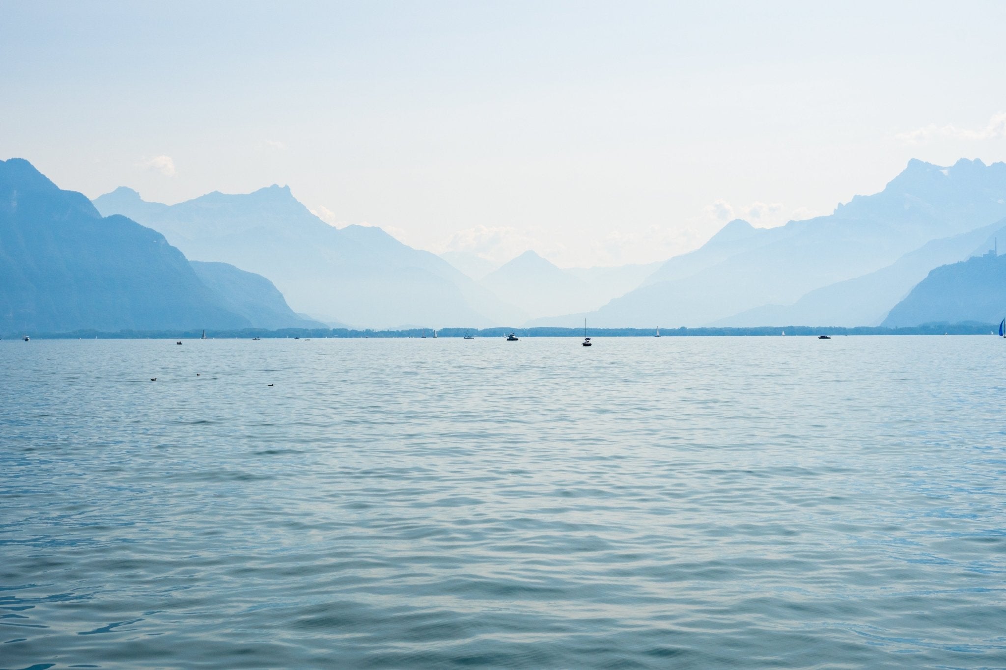 Papier peint panoramique Lac Léman – Montagnes et lac, XXL, tendance