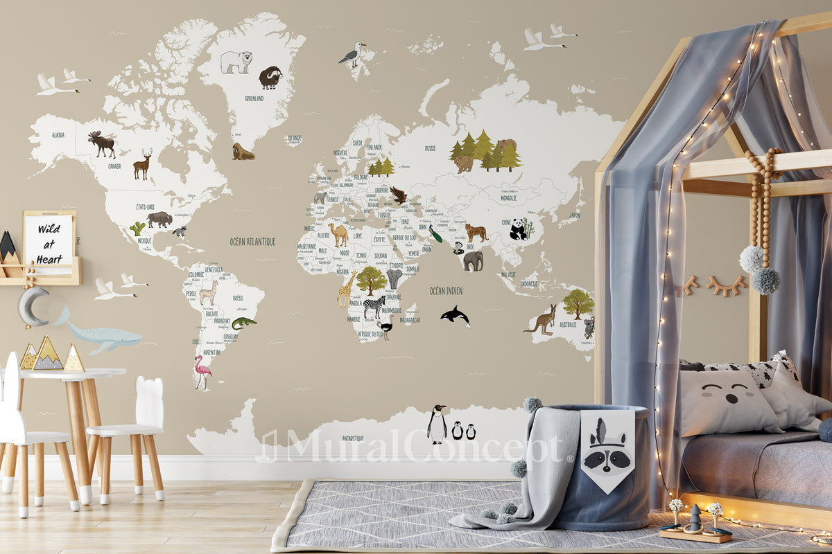 Beige child's world map wallpaper in French